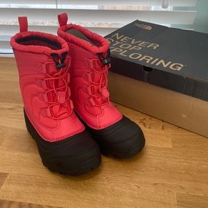 NEW- The North Face Girls Appenglow IV Boots - Size 2